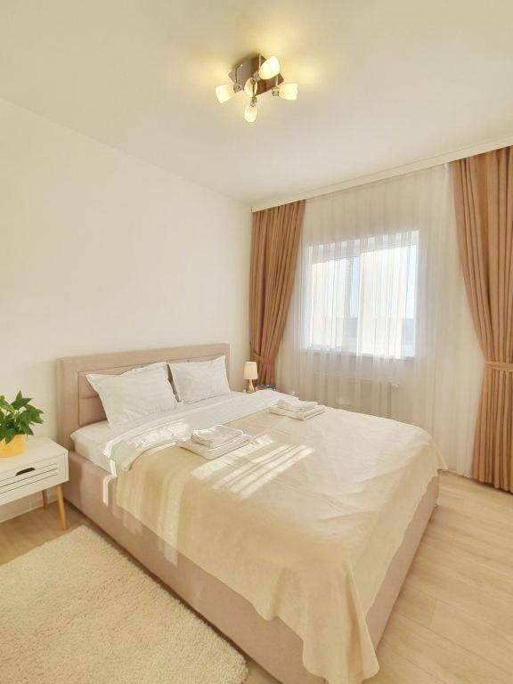 Skyblue Central Apartment - 2 Bedrooms & Free Parking Oradea Exterior foto